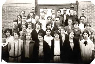 Minnie (Laird) Raymond in school photo
