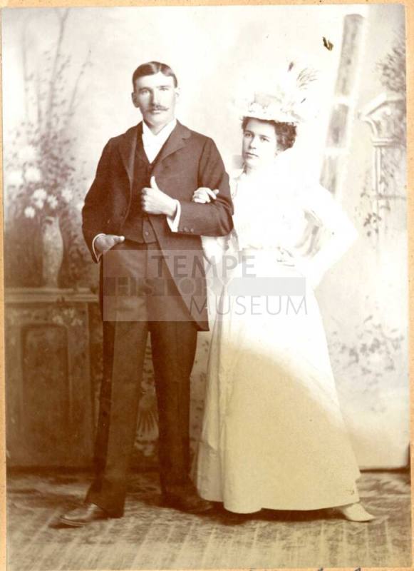 Grell Saylor and May (Cummins) Saylor wedding photo