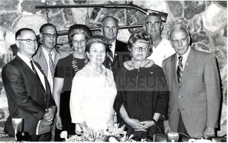 Photo of friends of Minnie Raymond at La Casa Vieja