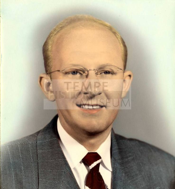 Photo of Frank Raymond