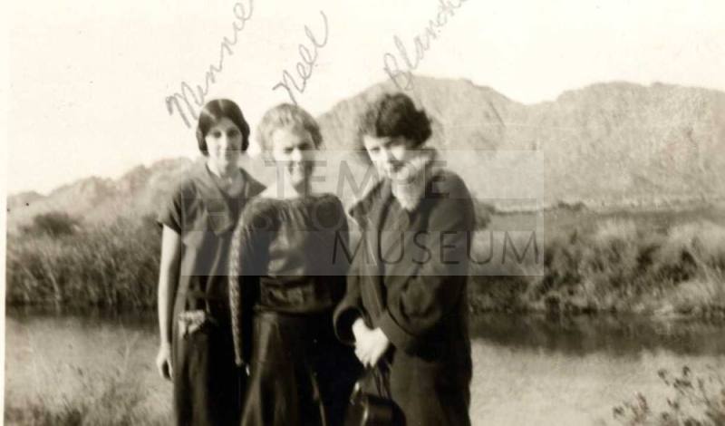 Minnie (Laird) Raymond, Nellie (Cummins) Laird, and Blanche (Cummins) Nettle