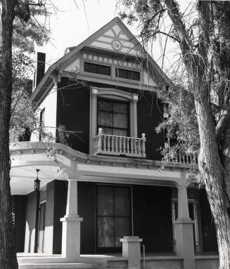 Photograph - Petersen House