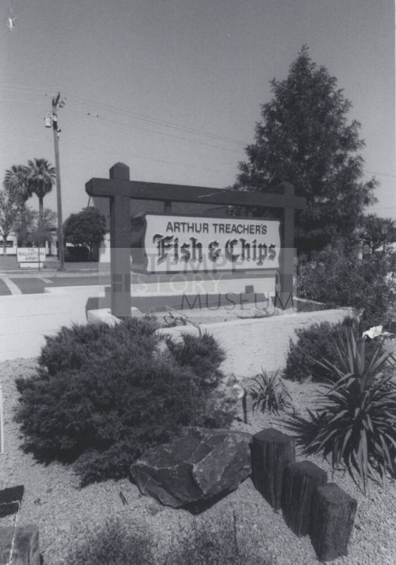 Arthur Treacher's Fish and Chips - 106 East University Drive, Tempe, Arizona