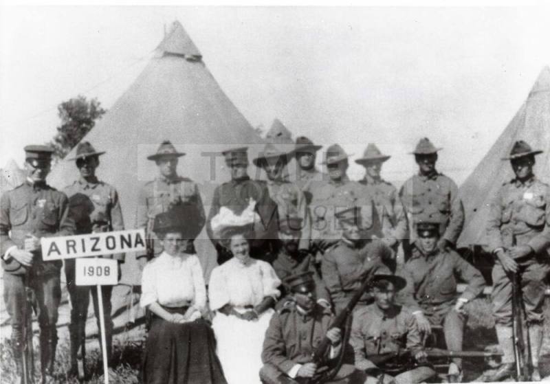 Photograph - AZ National Guard Soldiers and 2 Women