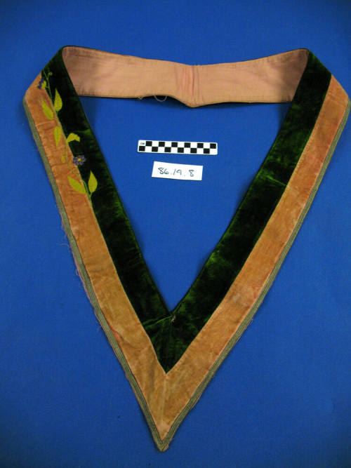 Collar