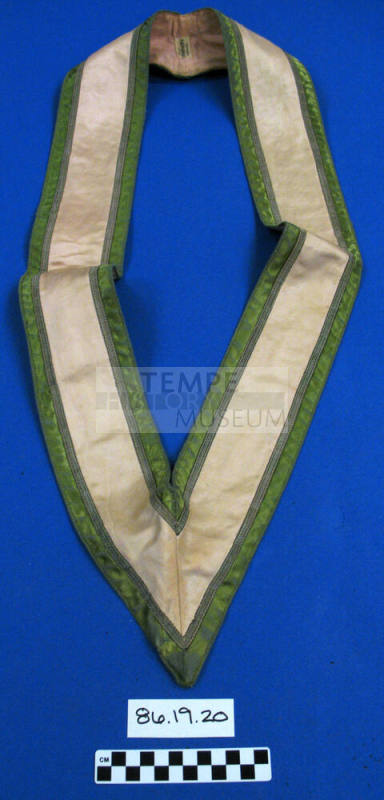 collar