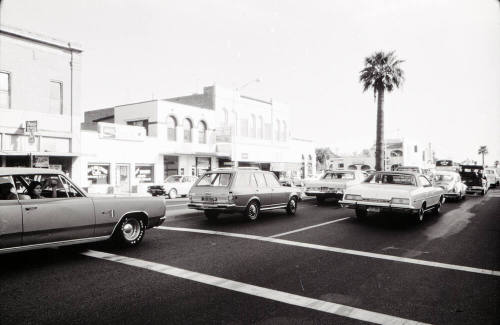Cars on Mill Avenue