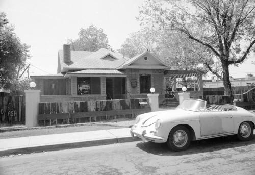 Ninth and Ash Restaurant