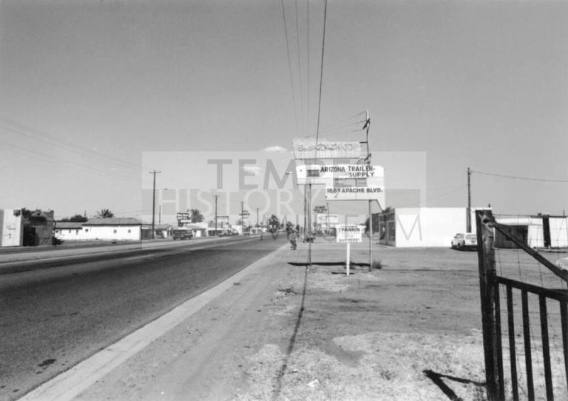 Arizona Trailer Supply, 1889 Apache Blvd.