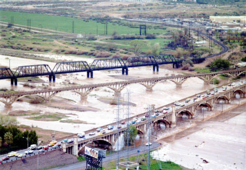 Salt River flood, Mill Avenue Bridge, Ash Avenue Bridge, Southern Pacific Bridge