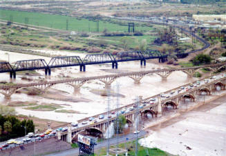 Salt River flood, Mill Avenue Bridge, Ash Avenue Bridge, Southern Pacific Bridge