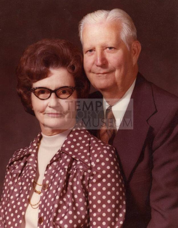 Picture of Laurence and Nelda Carr