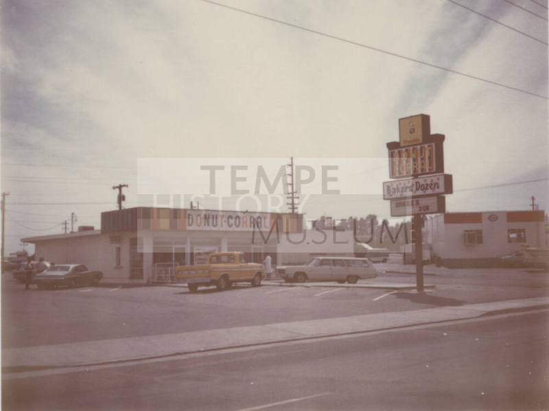 Donut Corral - 921 East University Drive, Tempe, Arizona