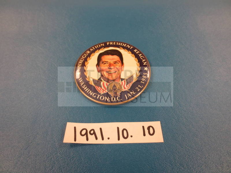 commemorative promotional pin