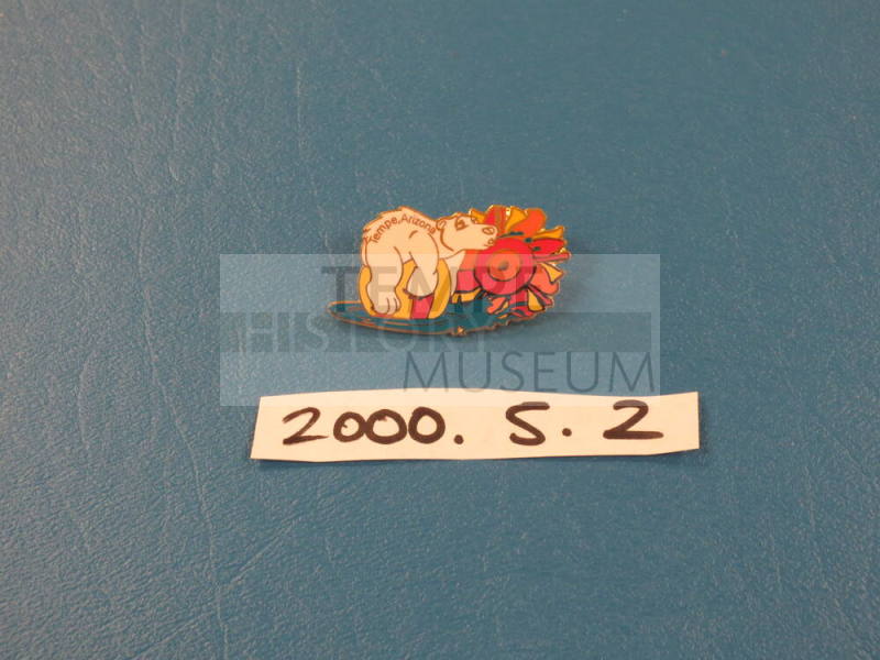 Button - Metal, Polar Bear On Ball, "Tempe Arizona"