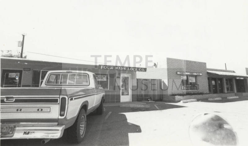 Four Ways Lock Company - 1035 West University Drive, Tempe, Arizona