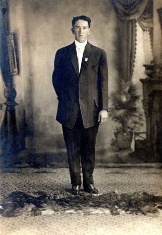 Photo of Sidney Moeur