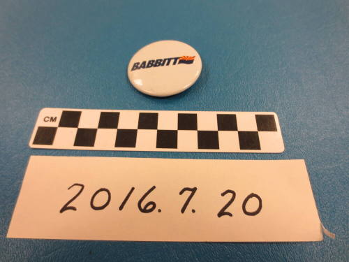Babbitt Button