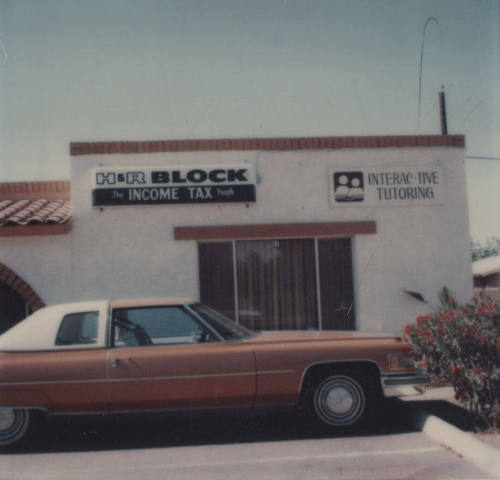 H and R Block / Income Tax - 1057 West University Drive,  Tempe, Arizona