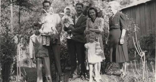 Austin Family Group Photo