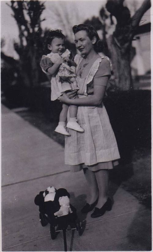 Virginia Lee austin Holding Daughter Jean Ann Hinton