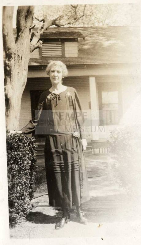 Georgia Alfretta Hendrix Austin Outside Home on Normal Ave 1935