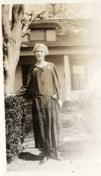 Georgia Alfretta Hendrix Austin Outside Home on Normal Ave 1935