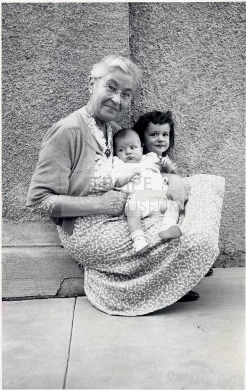 Jessamine Hendrix Gililland with Jay Cole and Jean Ann Hinton