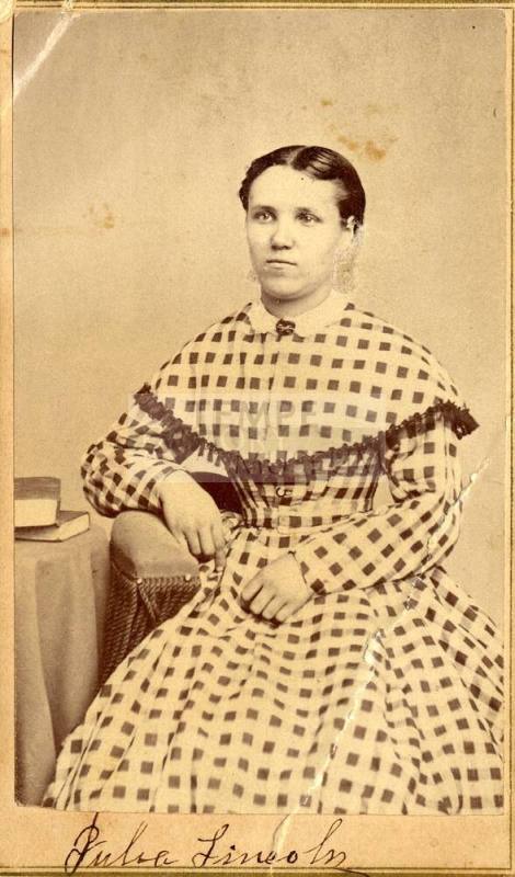 Julia Lincoln