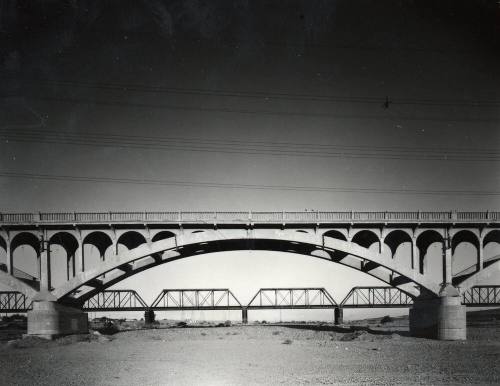 Ash Avenue Bridge Arch Rib View Pier to Pier