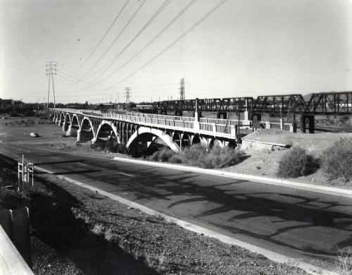 Ash Avenue Bridge to Southwest
