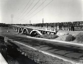Ash Avenue Bridge to Southwest