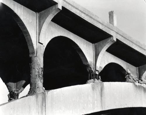 Ash Avenue Bridge Damaged Spandral Posts and Early Repairs