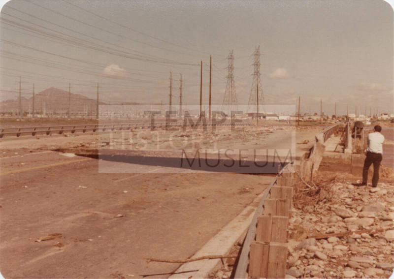 McClintock Bridge over Salt River Flood, March 1978