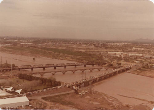 Mill Avenue Bridge, Salt River Flood, March 1978