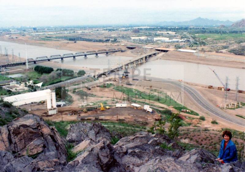 Salt River showing the Mill Ave and the railroad bridge, 1992