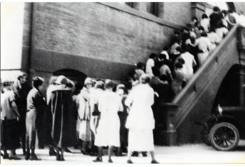 Students Entering Old Main