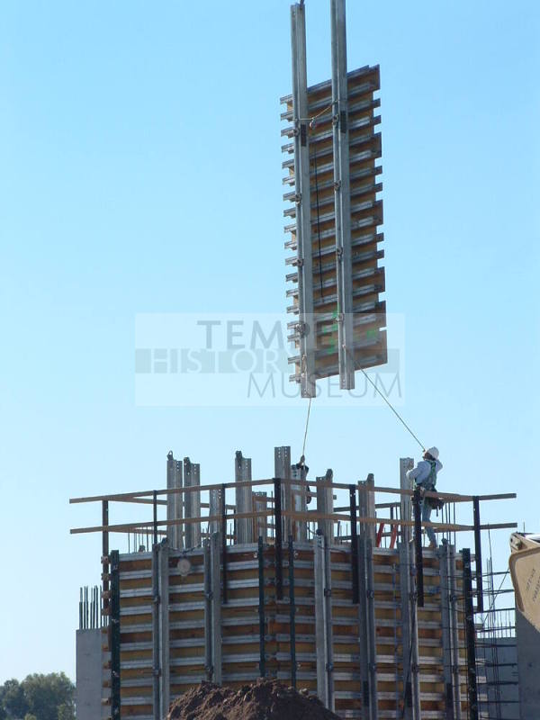 Tempe Center for the Arts construction photograph-Crain Lowering Wall