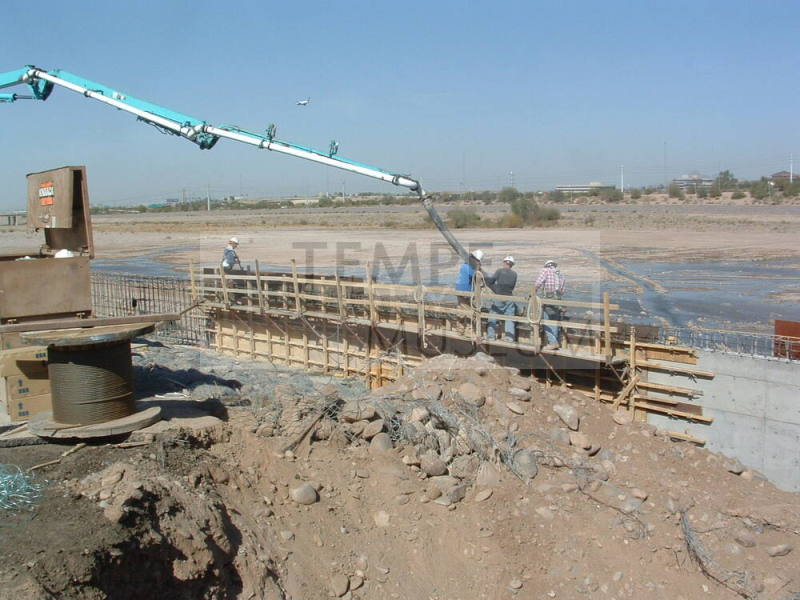Tempe Center for the Arts construction photograph-Tempe Town Lake Dam Construction