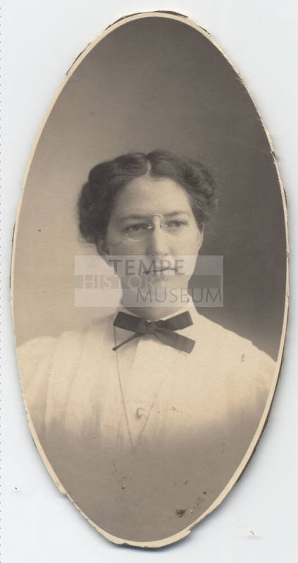 Nellie Trent, Class of 1908