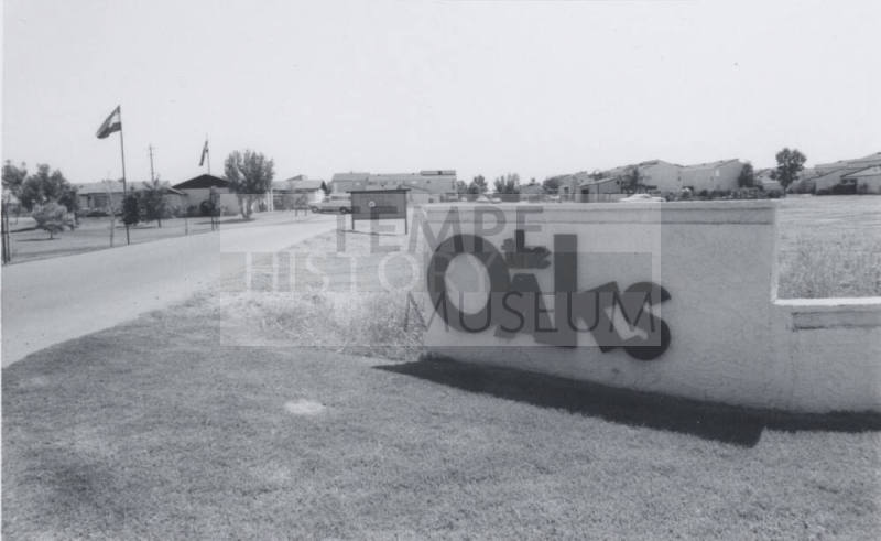 The Oaks-Patio Homes - 2600 East University Drive, Tempe, Arizona