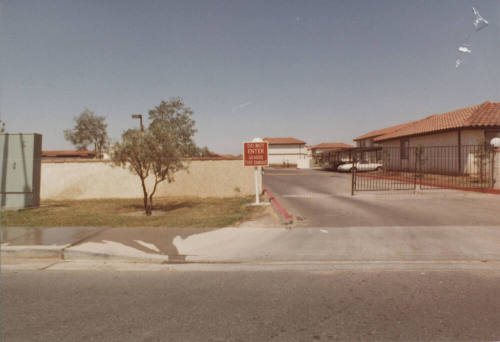 The Landmark Apartments - 929 East Vista Del Cerro, Tempe, Arizona