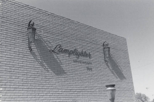 Lamplighter Apartments - 700 East Curry Road, Tempe, Arizona
