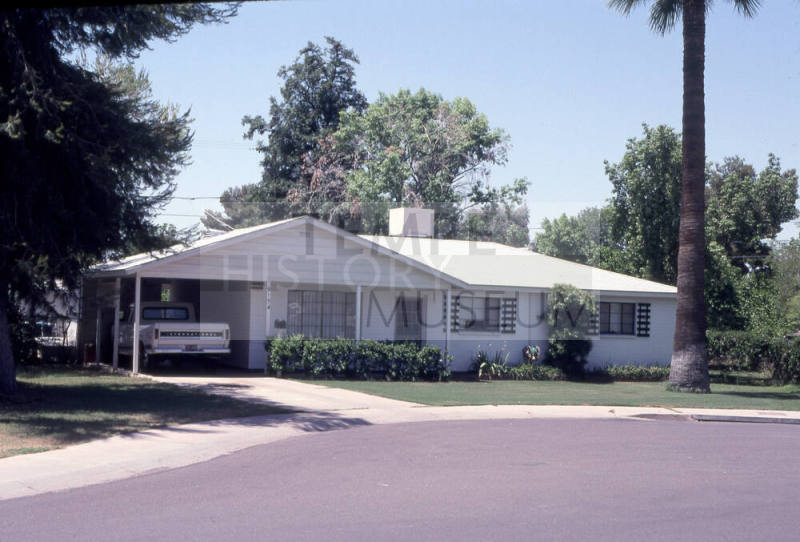 Property Address:  915 West 17th Place, Tempe, Arizona
Subdivision Address:  Parkside Manor