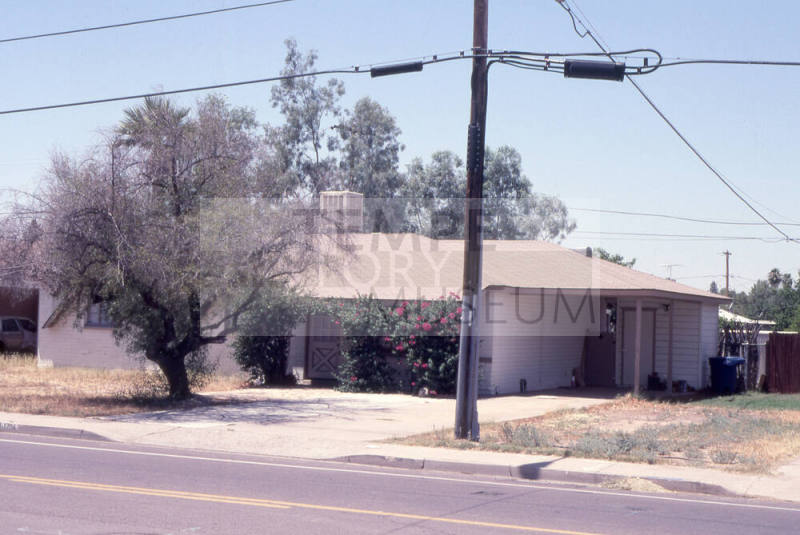 Property Address: 1704 South Hardy Drive, Tempe, Arizona
Subdivision Address:  Parkside Manor