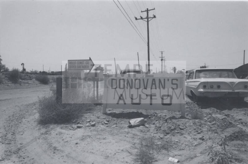 Donovan's Auto - 1990 East 1st Street, Tempe, Arizona