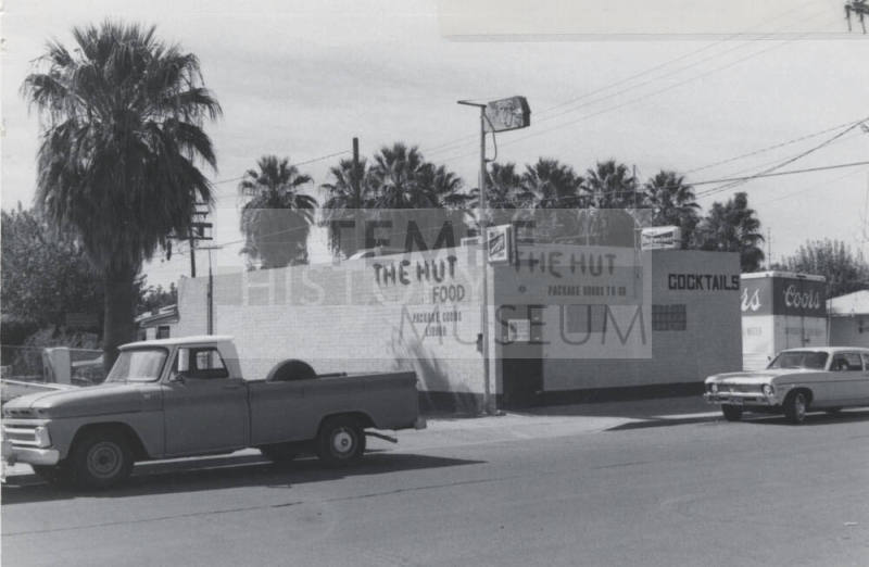 The Hut Restaurant and Lounge - 11 West 2nd Street, Tempe, Arizona
