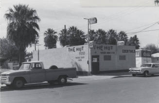 The Hut Restaurant and Lounge - 11 West 2nd Street, Tempe, Arizona