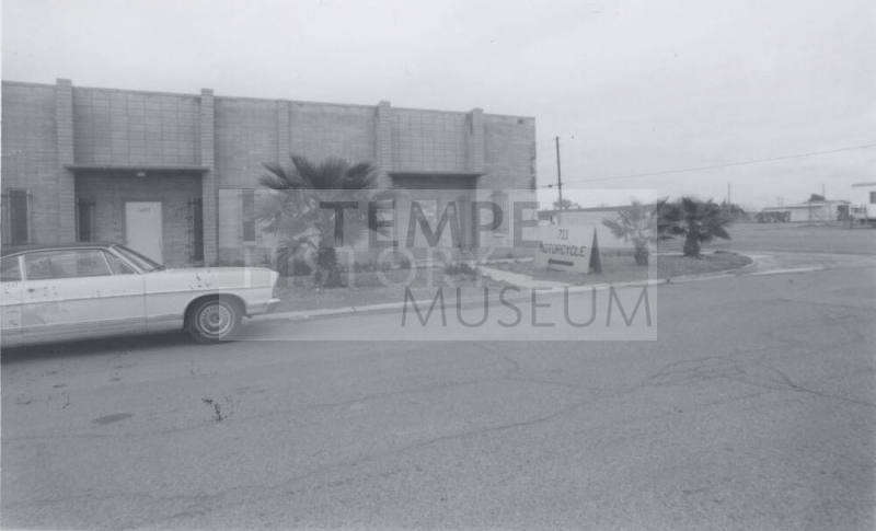 711 Motorcycle - 1876 East 3rd Street, Tempe, Arizona