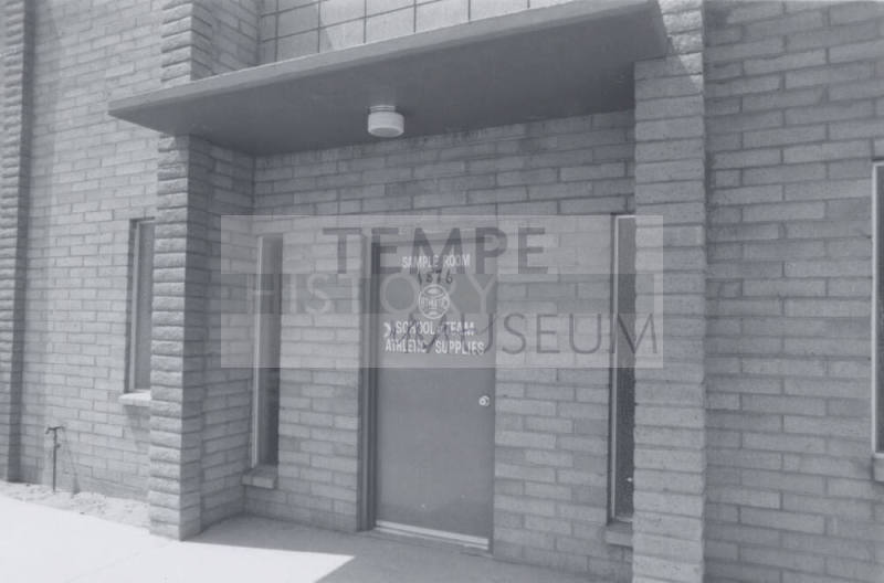 Morris Athletic Supply - 1876 East 3rd Street, Tempe, Arizona
